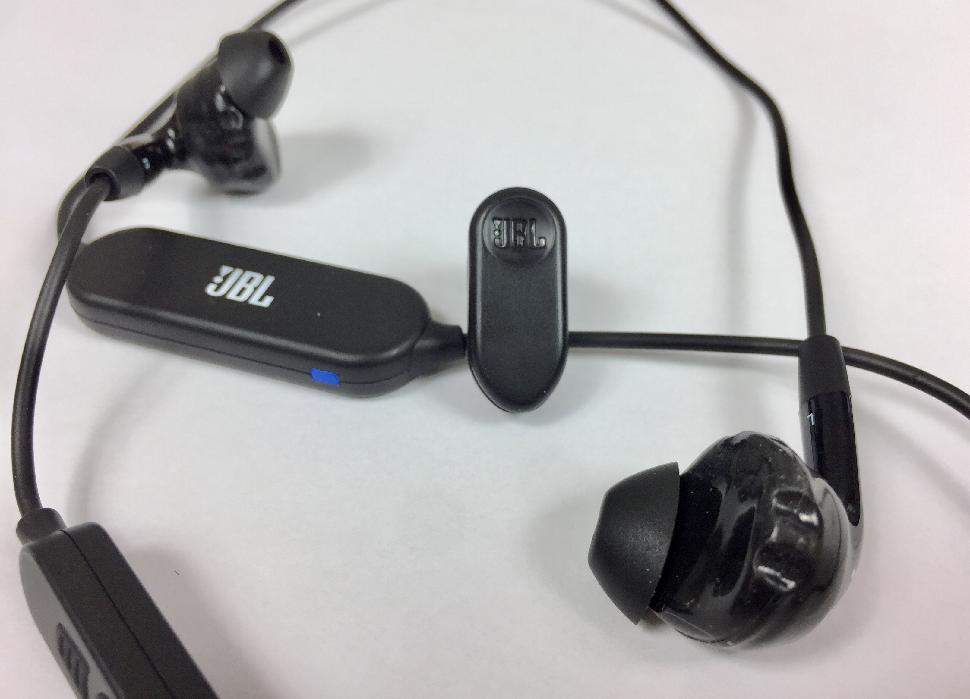JBL sluchatka 2