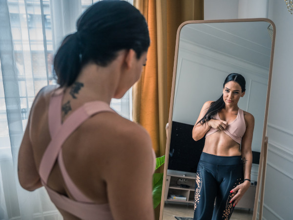 Komplexn video trning na brucho, zadok a stehn
