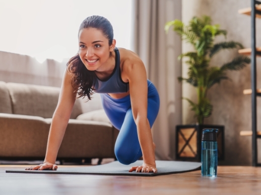 VIDEO: HIIT cvik s vlastnou vhou pre maximlny efekt